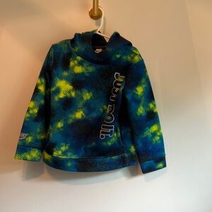 Nike size 4T with multiple colors